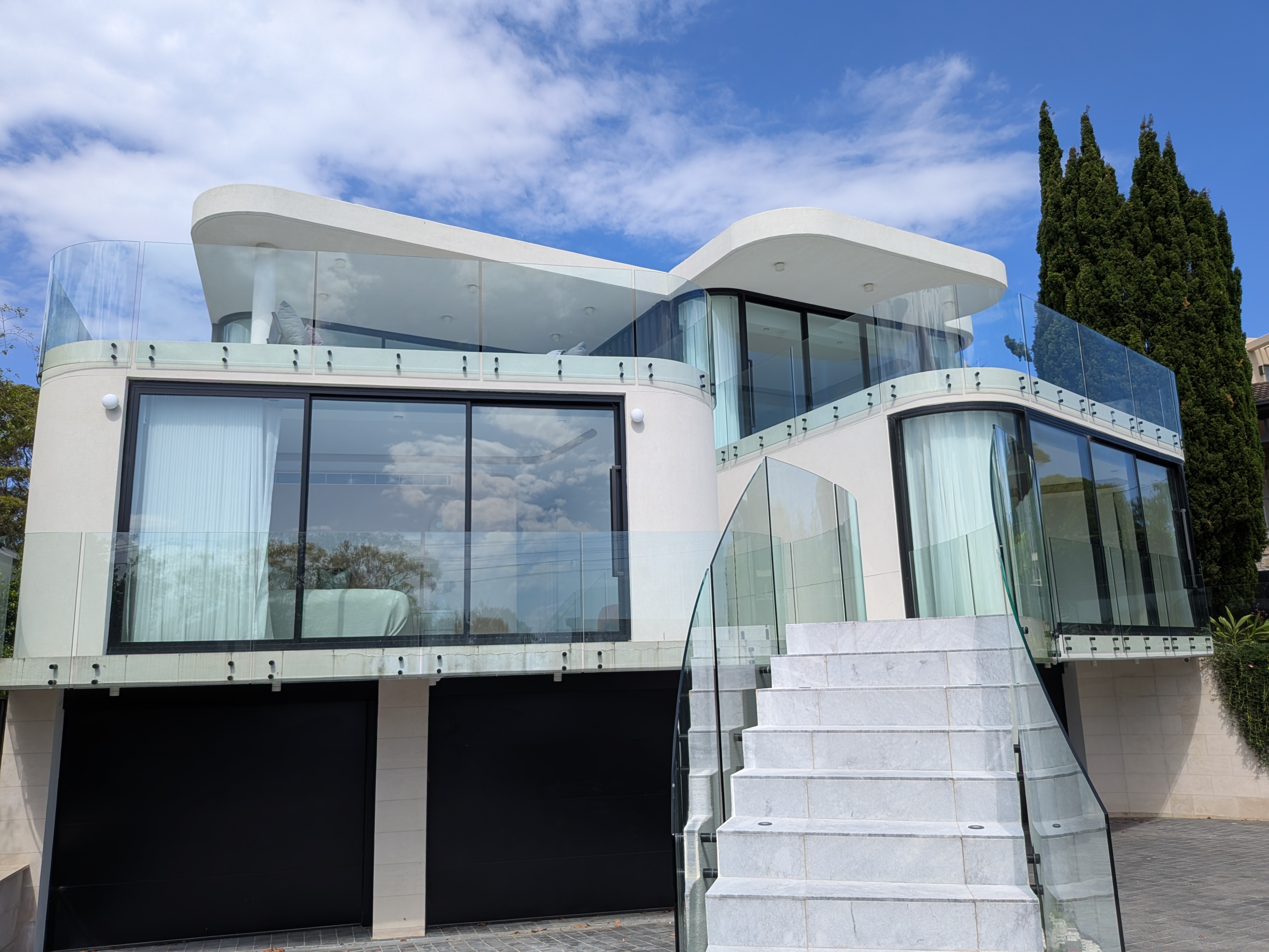 Luxury residence at Village High Road, Vaucluse